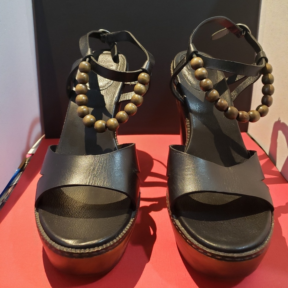 UGG - Leather, 5 ½ inch heel, 1½ wedge w/ beads